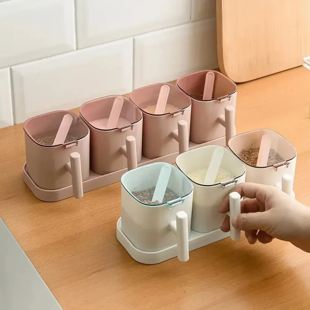Range epice 4 boites cuilleres incluses couvercles sur plateau SpiceLinePastel