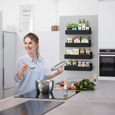 etagere epices suspendue pour gain de place acces facile Magnetiko