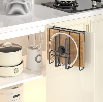 etagere suspendue cuisine verticale gagner espace porte placard se ferme