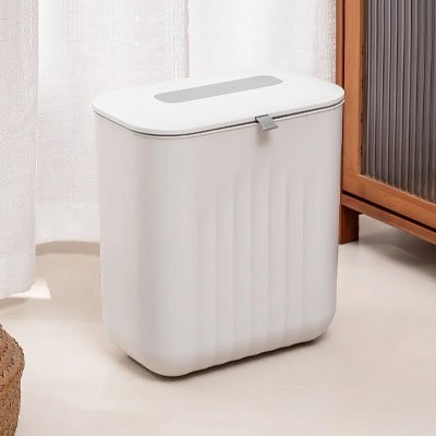 poubelle cuisine sous evier plastique hermetique anti odeur SpaceSaver Bin