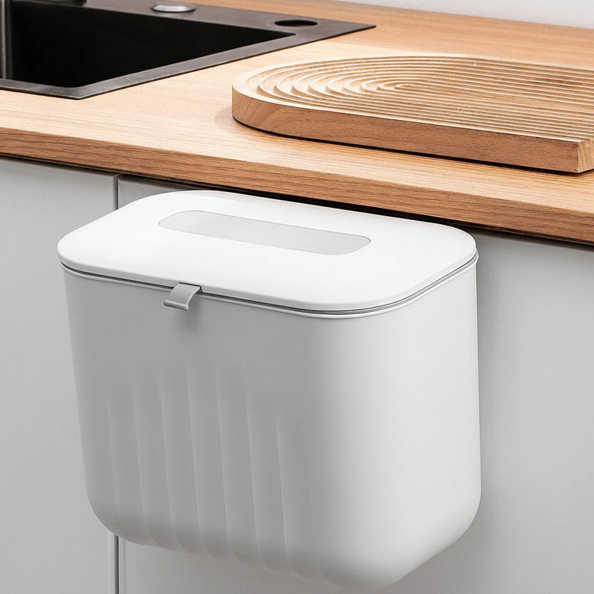 poubelle cuisine sous evier suspendue porte blanche 7L SpaceSaver Bin
