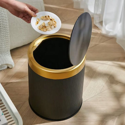 poubelle de cuisine design élégant finition bicolore noire doré NordikBin