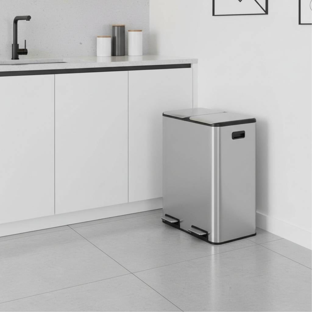 poubelle double compartiment 2x30l séparés couvercle silencieux robuste Inoxa DuoClean60L