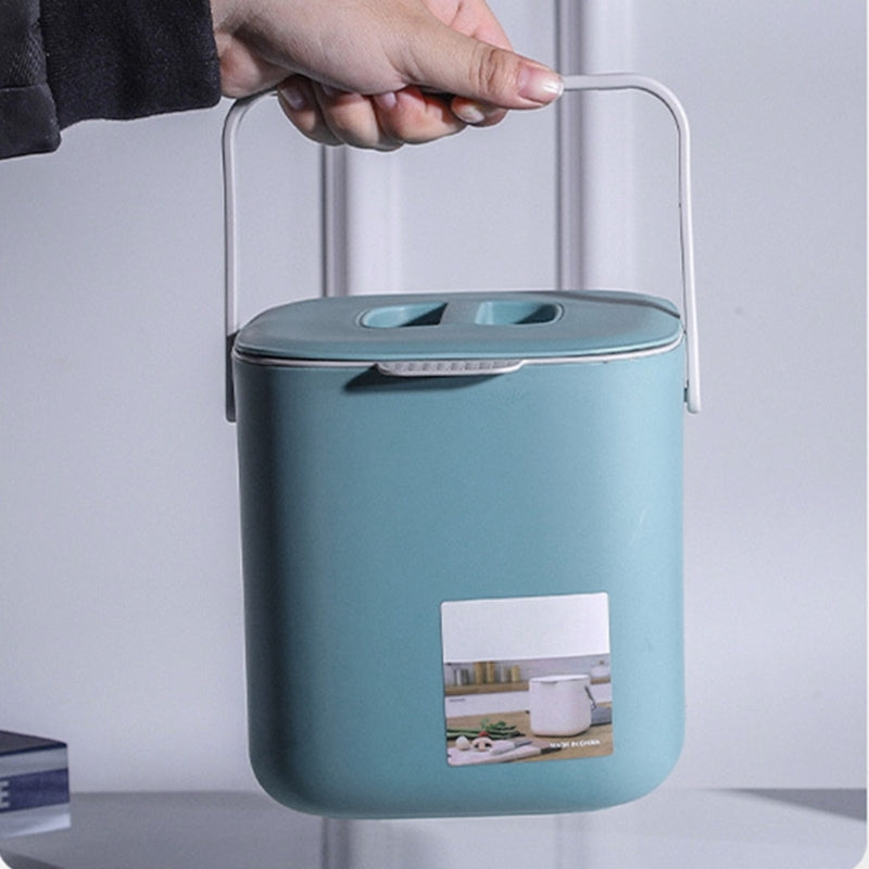poubelle en plastique pour déchets cuisine quotidienne bleue AeroClean