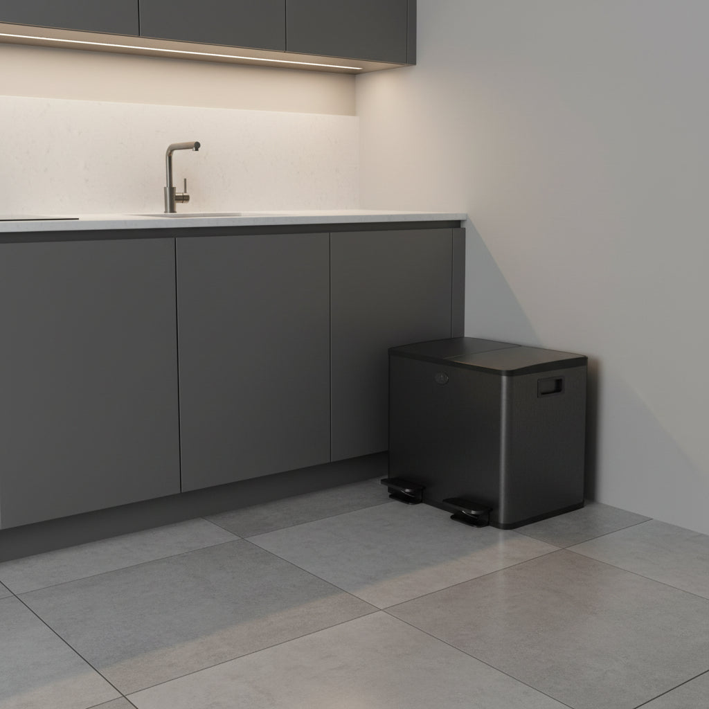 Poubelle tri sélectif 2 bacs pédale fermeture douce EcoBlack Duo30L